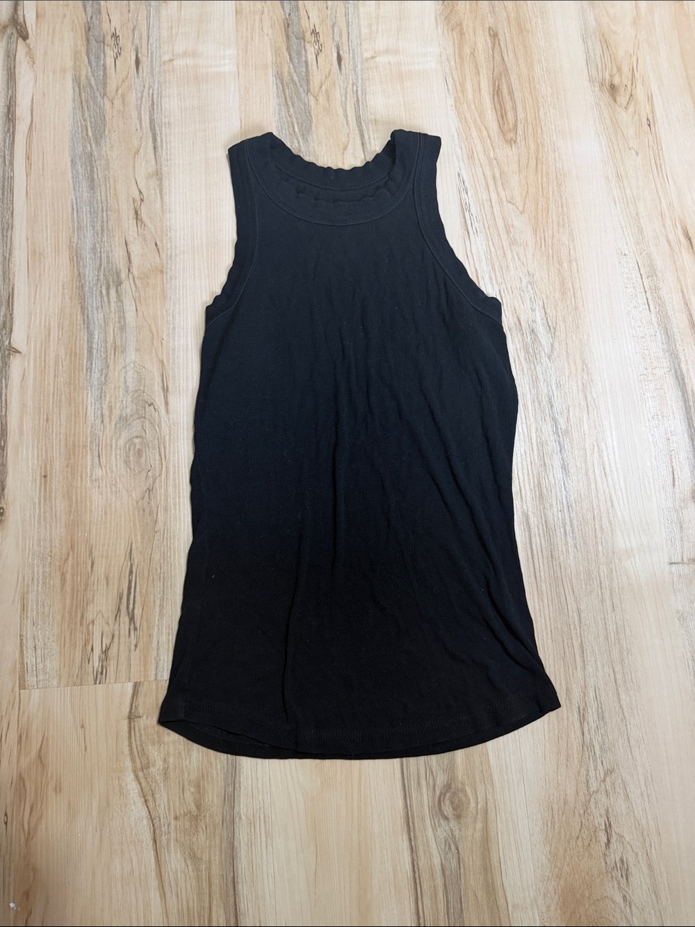 Classic Black Sleeveless Tank Top - Women